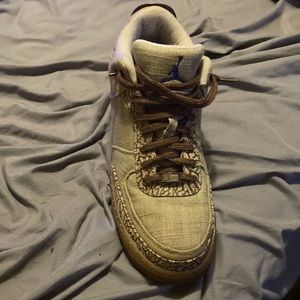 They are Jordan 1’s size 13 men’s